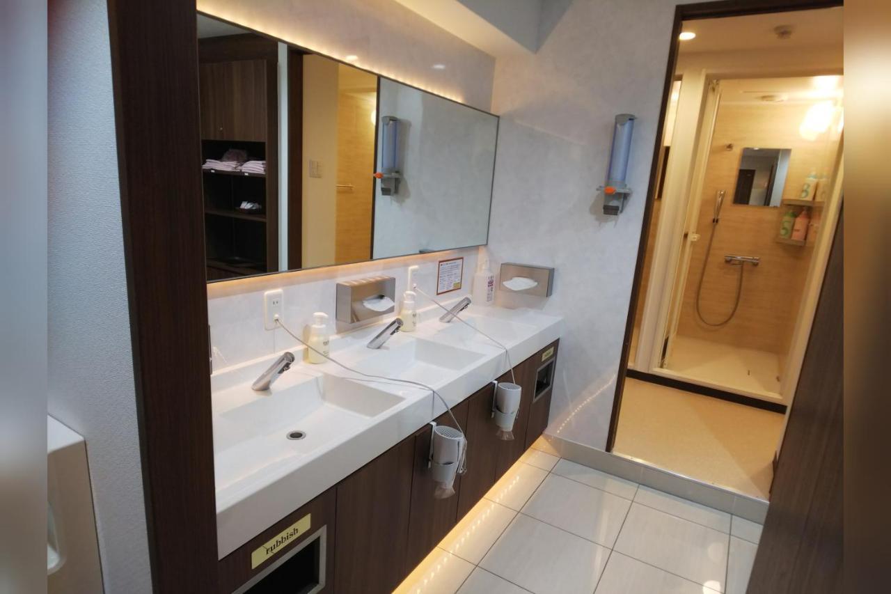 Kobe Capsule Hotel Seki Exteriör bild
